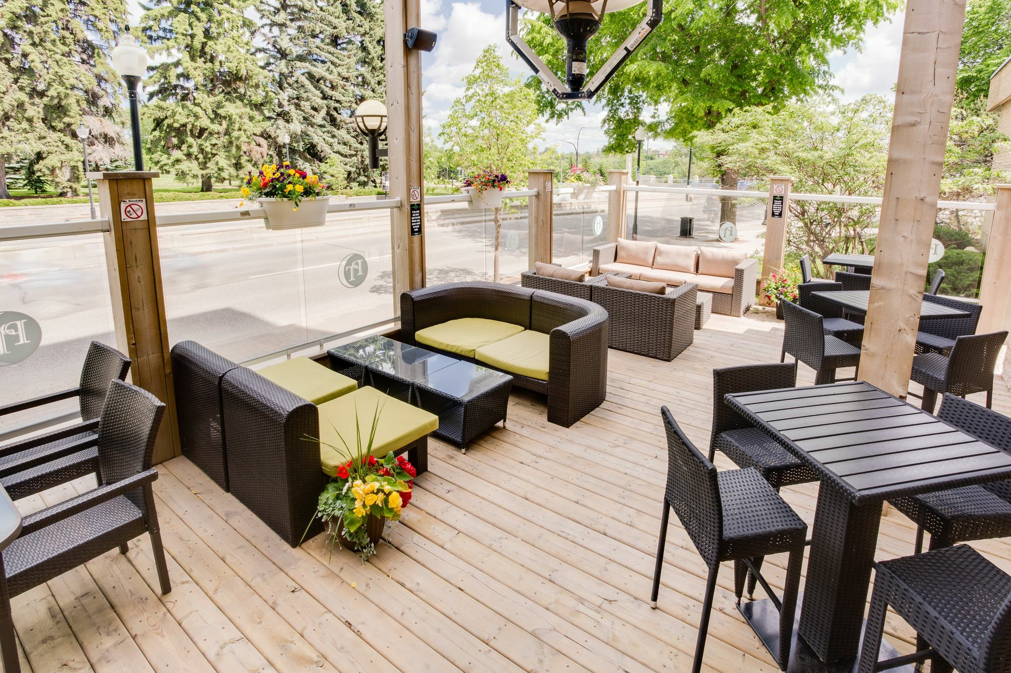 Hotel West Wing At Park Town Saskatoon Exterior foto